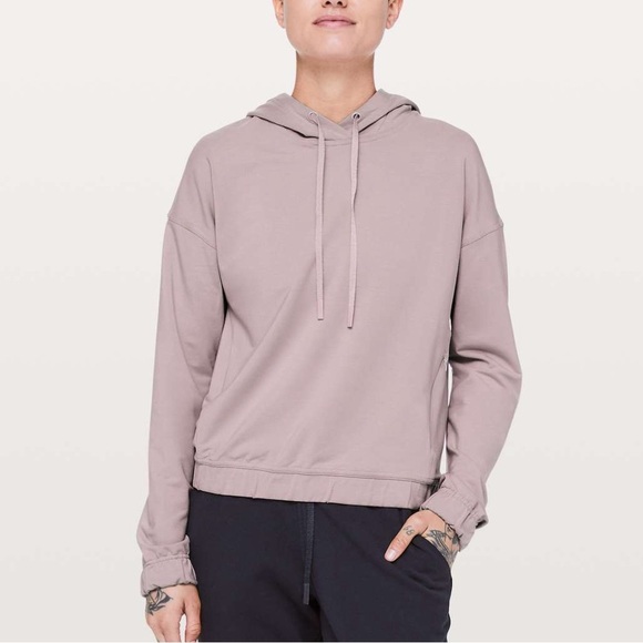 Lululemon Twisted and Tucked Blush Pink Pullover Hoodie Pump Cover Size 4 - Picture 1 of 8